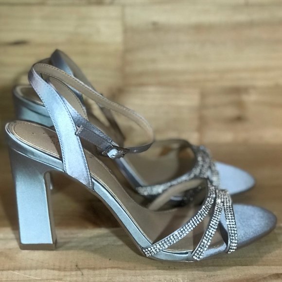 Badgley Mischka Sparkle Heeled Sandal - Picture 3 of 8